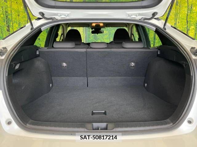 Toyota PRIUS 2019-02 366422-10