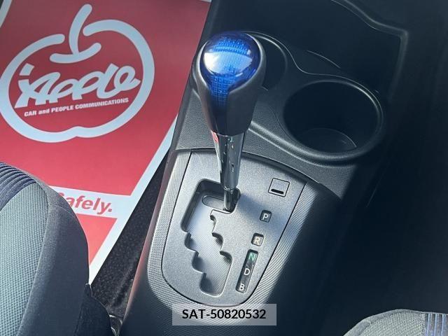 Toyota AQUA 2016-12 348541-23