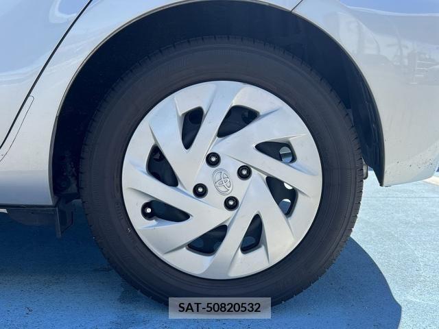 Toyota AQUA 2016-12 348541-14