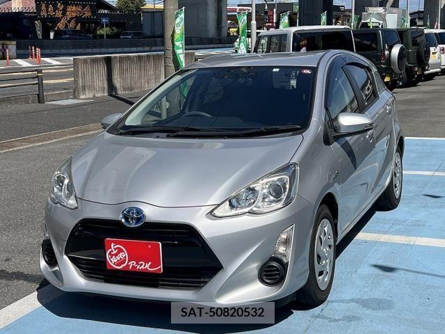 Toyota AQUA 2016-12 348541-3