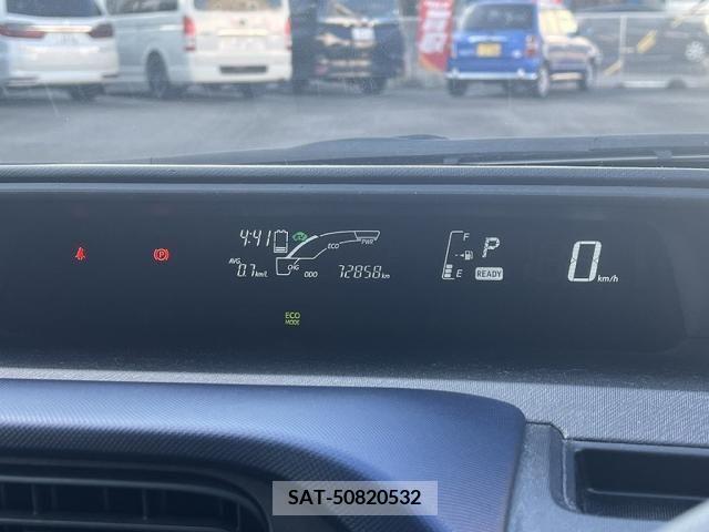 Toyota AQUA 2016-12 348541-17