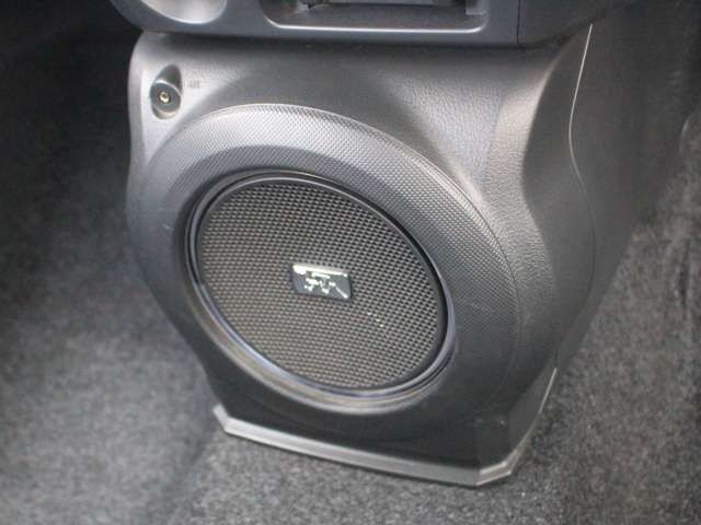 Toyota BB 2013-07 15361-15