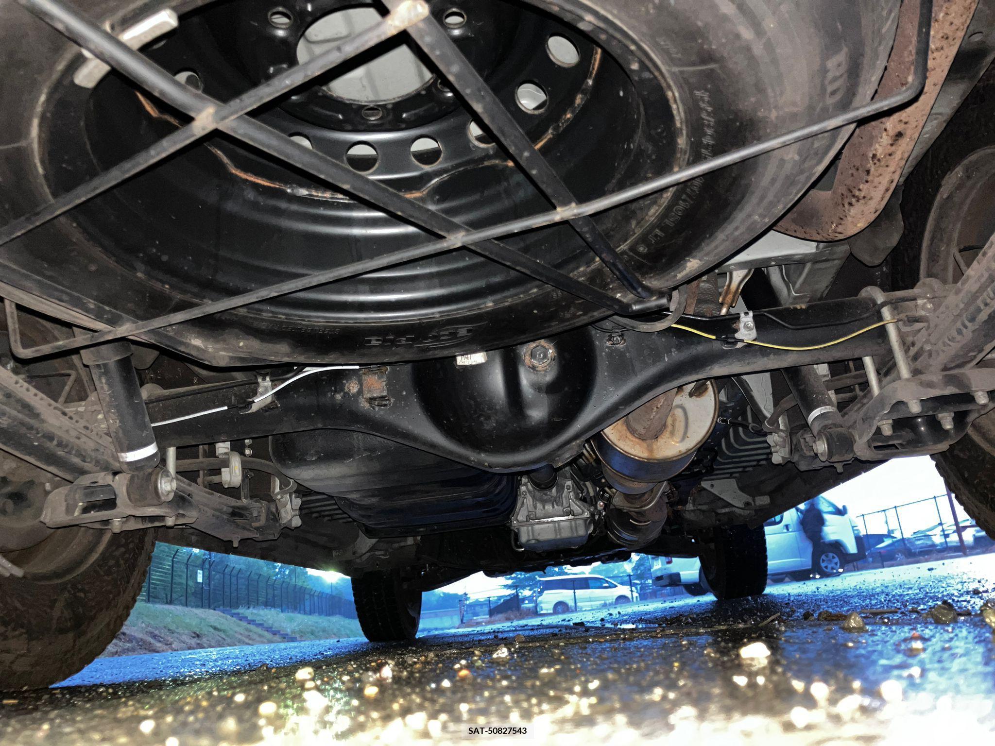Toyota HIACE VAN 2017-03 258347-16