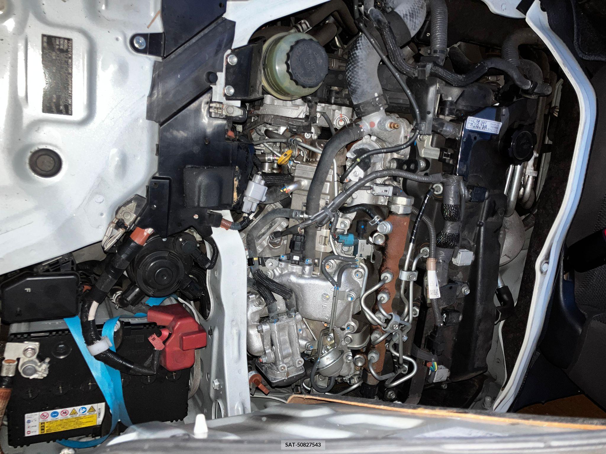 Toyota HIACE VAN 2017-03 258347-18