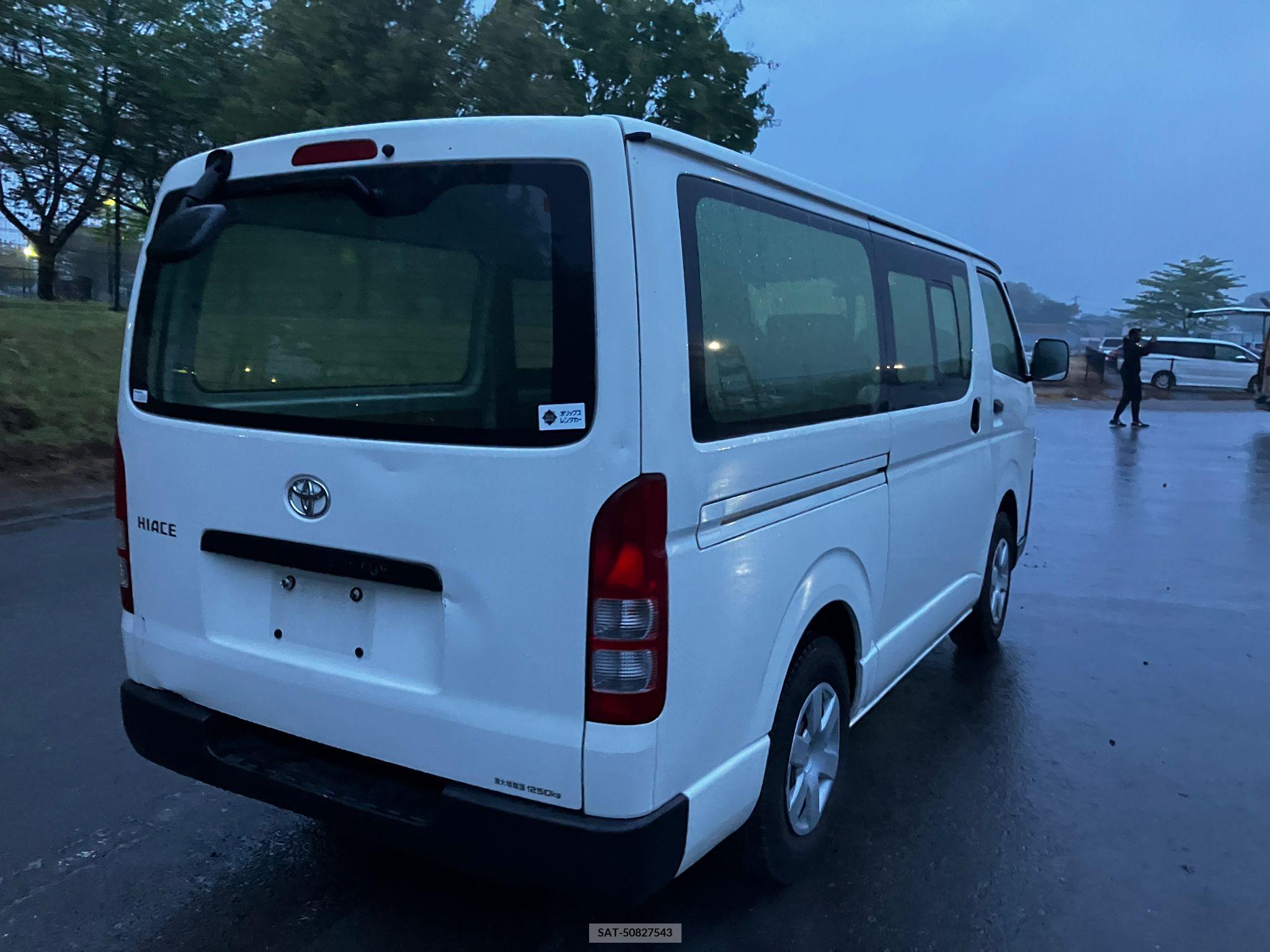 Toyota HIACE VAN 2017-03 258347-20