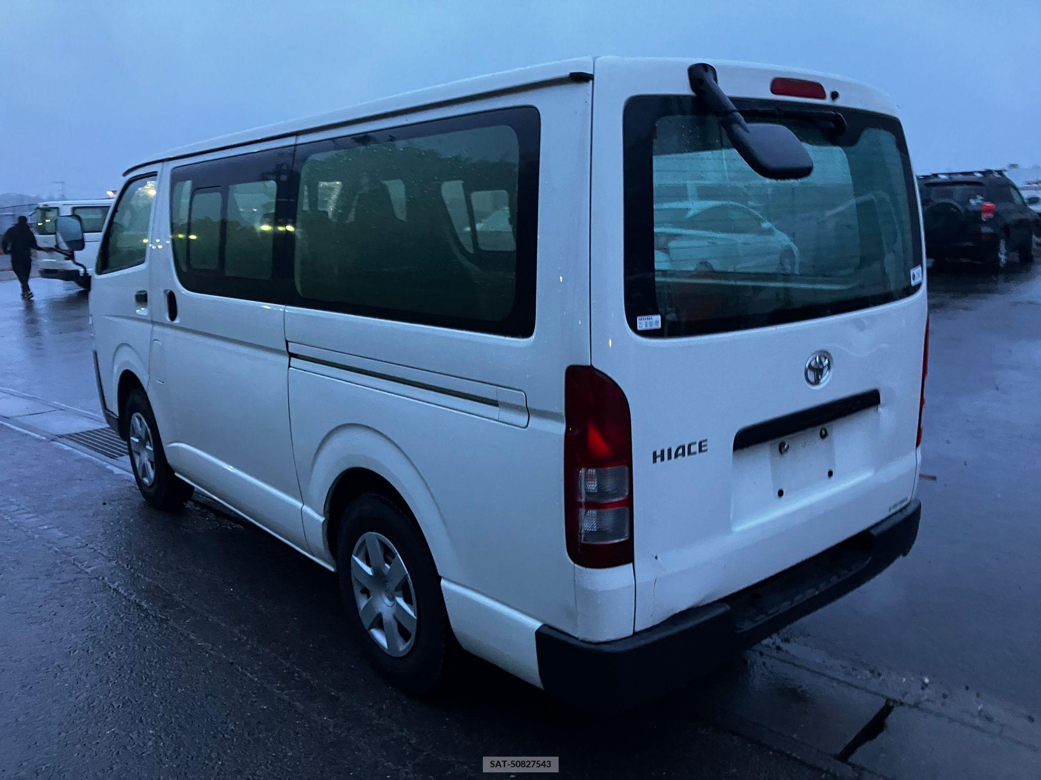 Toyota HIACE VAN 2017-03 258347-21