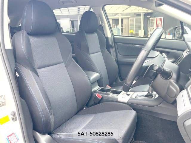 Subaru LEVORG 2015-07 330517-10