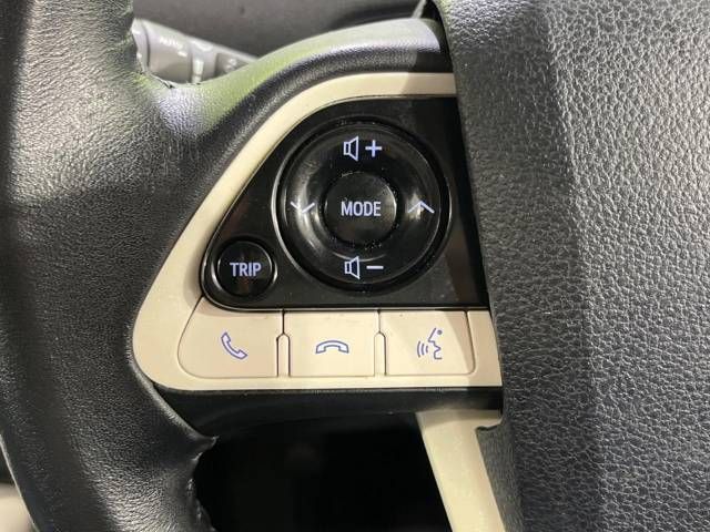 Toyota PRIUS 2017-03 187425-7