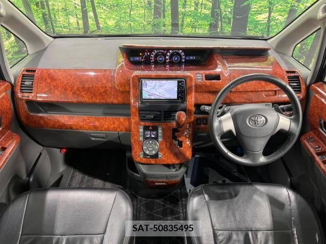 Toyota VOXY 2009-05 289262-1