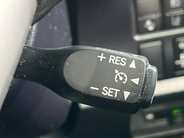 Toyota VOXY 2020-02 196742-6