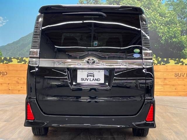 Toyota VOXY 2020-02 196742-16