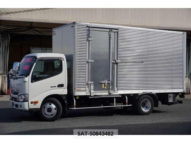 Hino DUTRO 2018-08 211266-8