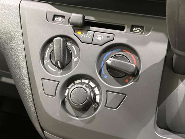 Nissan DAYZ 2022-02 24779-7