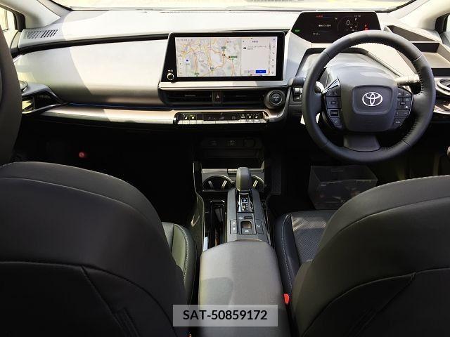 Toyota PRIUS 2023-10 381859-1