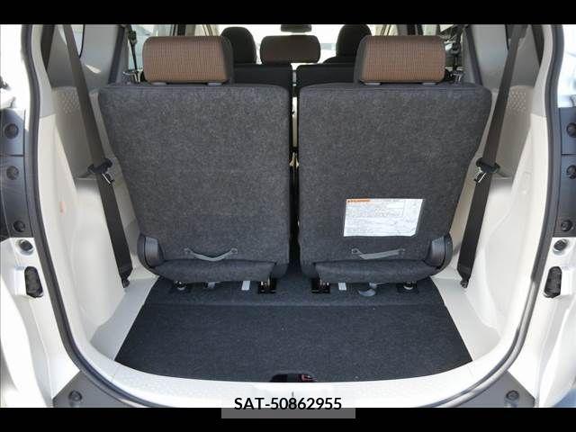 Toyota SIENTA 2016-01 285073-11