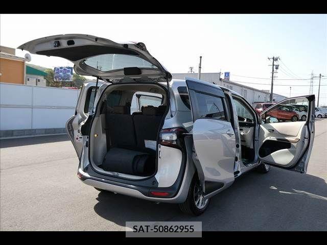 Toyota SIENTA 2016-01 285073-19