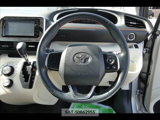 Toyota SIENTA 2016-01 285073-3
