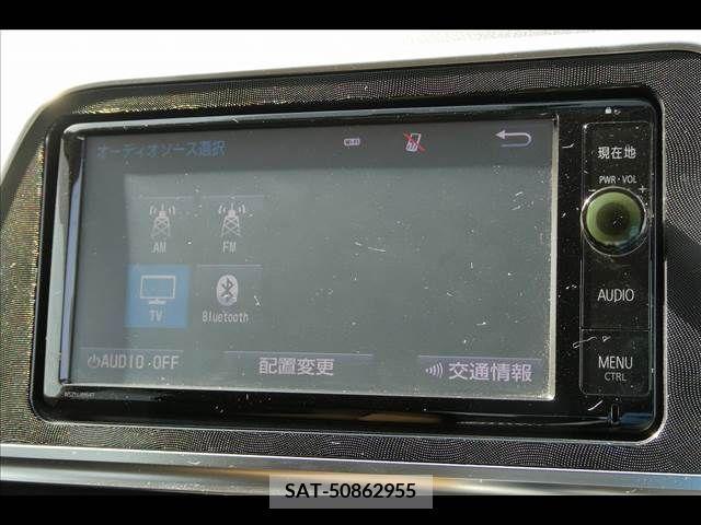 Toyota SIENTA 2016-01 285073-4