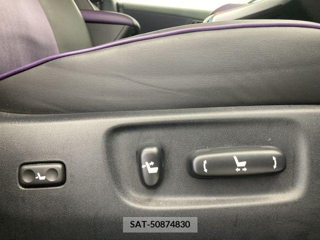Toyota SAI 2017-01 216990-6