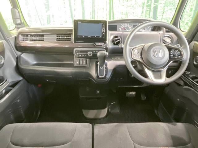 Honda N BOX CUSTOM 2019-01 9796-1