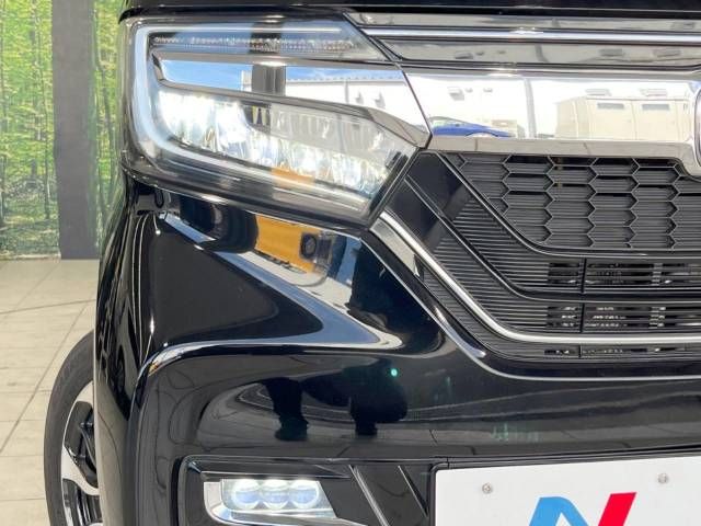 Honda N BOX CUSTOM 2019-01 9796-12