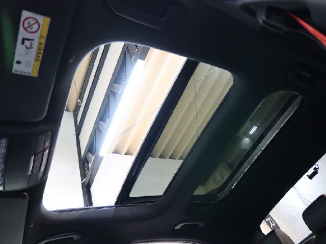 Amg E-CLASS 2019-04 10437-8