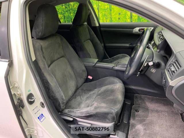Lexus CT 2011-07 334258-4