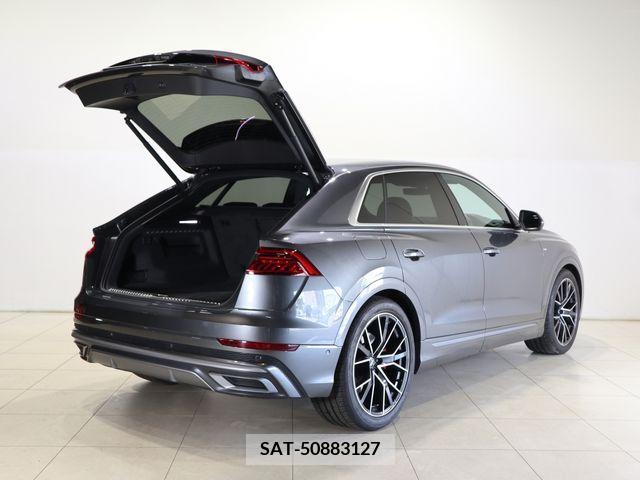 Audi Q8 2022-04 253073-8