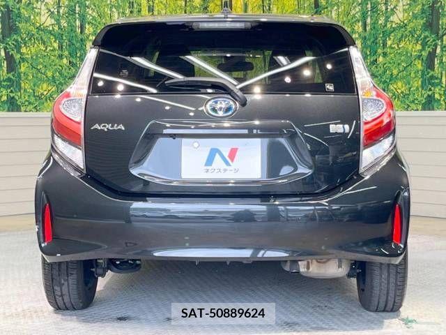 Toyota AQUA 2018-05 247991-15