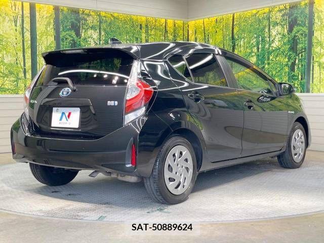 Toyota AQUA 2018-05 247991-17