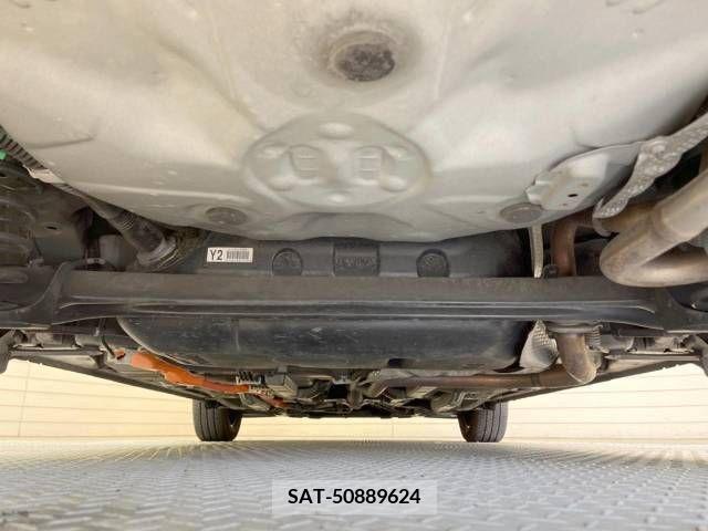 Toyota AQUA 2018-05 247991-19