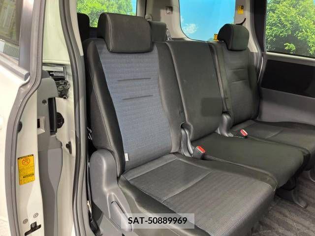 Toyota VOXY 2009-06 289151-8