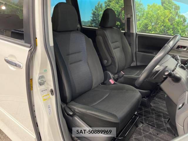 Toyota VOXY 2009-06 289151-7