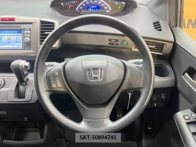 Honda FREED SPIKE 2012-05 337059-11