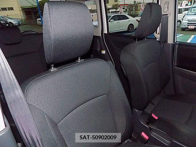 Mitsubishi DELICA D2 2014-06 268215-9