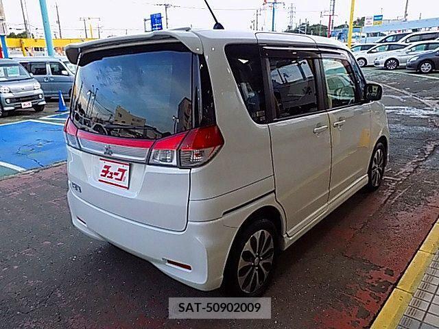 Mitsubishi DELICA D2 2014-06 268215-2
