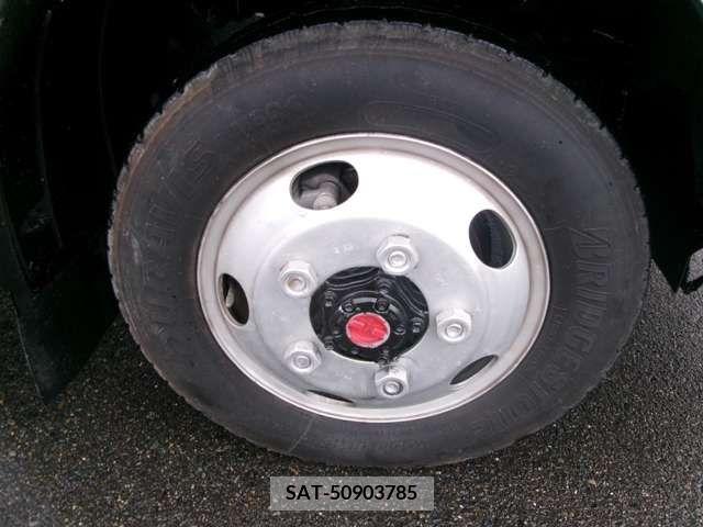 Hino DUTRO 2008-06 204518-12