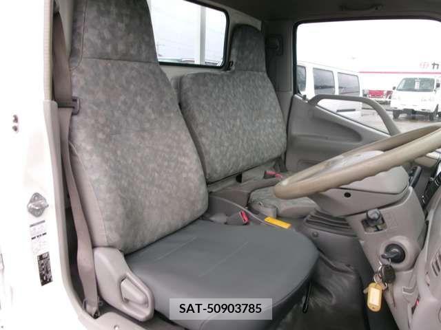 Hino DUTRO 2008-06 204518-9