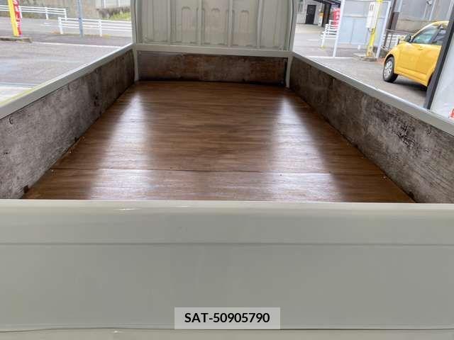 Mitsubishi CANTER 2016-08 357528-10
