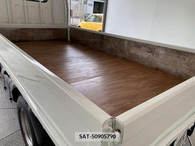 Mitsubishi CANTER 2016-08 357528-9