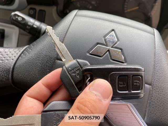 Mitsubishi CANTER 2016-08 357528-15