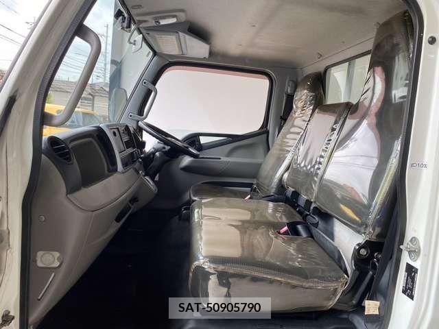 Mitsubishi CANTER 2016-08 357528-6