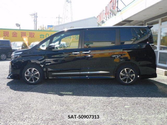 Toyota VOXY 2021-07 288995-18