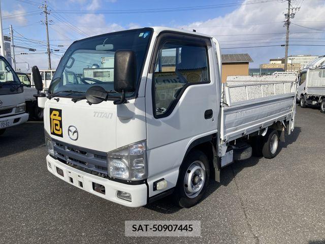 Mazda TITAN 2012-12 216604-1