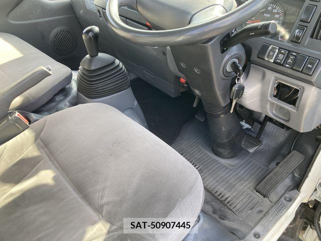 Mazda TITAN 2012-12 216604-8