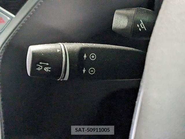 Tesla MODEL X 2017-11 223310-4