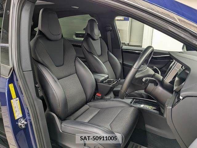 Tesla MODEL X 2017-11 223310-8