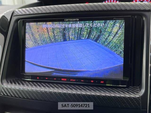 Toyota VOXY 2011-01 212722-3