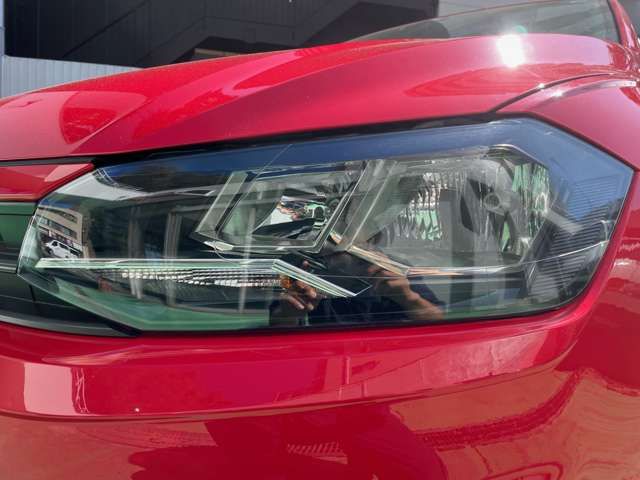 VolksWagen POLO 2021-08 21329-9