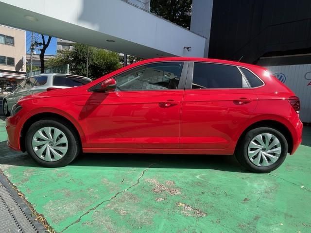VolksWagen POLO 2021-08 21329-4